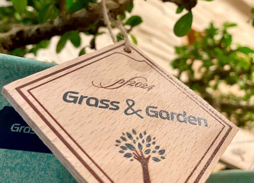 Gras&Garden - realizace zahrad a sečení trávy